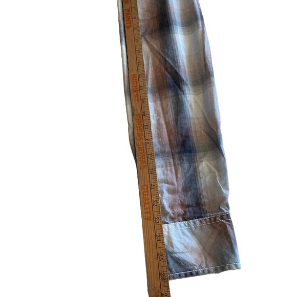 BKE Distressed Men's Long Sleeve Pearl Look Snap Buttons Size Large Athletic Fit - Picture 10 of 10